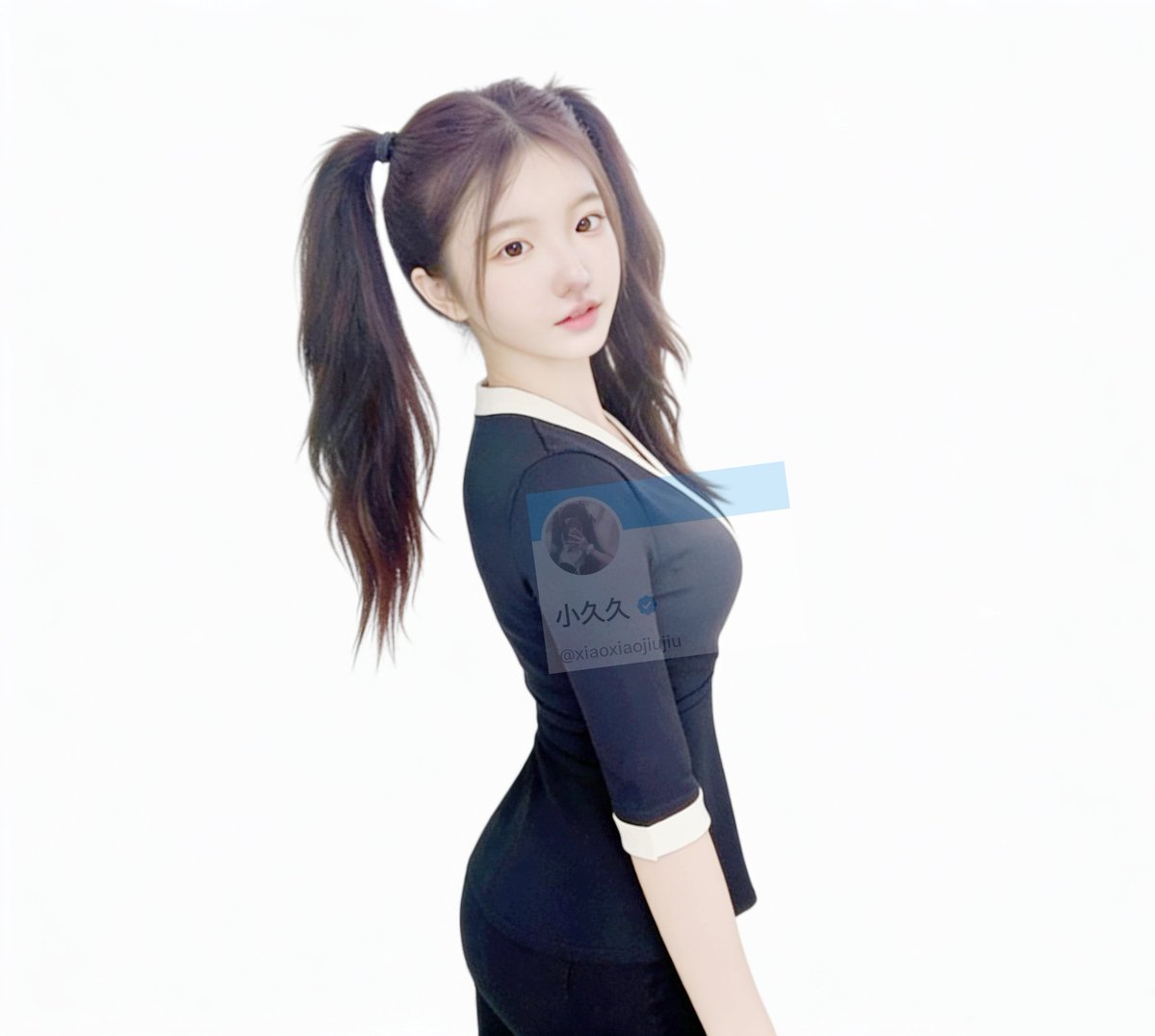 发个近况 我的店里定妆照 https://t.co/bGDJPbYMUE