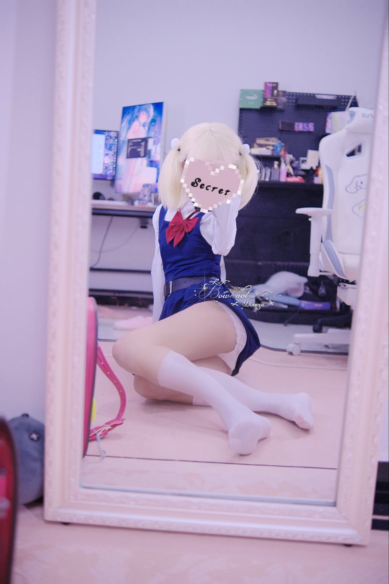 盯着小女孩的那里看…大哥哥真恶心… https://t.co/vGPvA40NTP