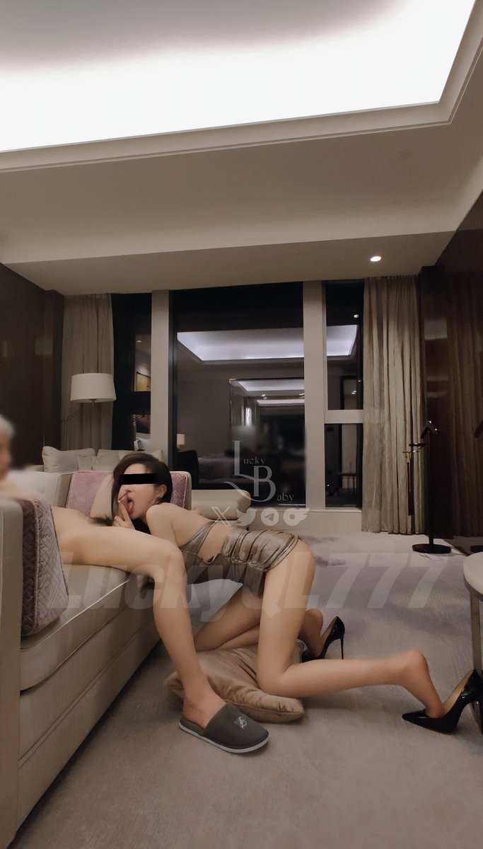 baby每次单独约都没那么兴奋 一旦被我看着或者我们三个人一起 她就会特别兴奋超级兴奋。。。 https://t.co/JJydtKYGqa