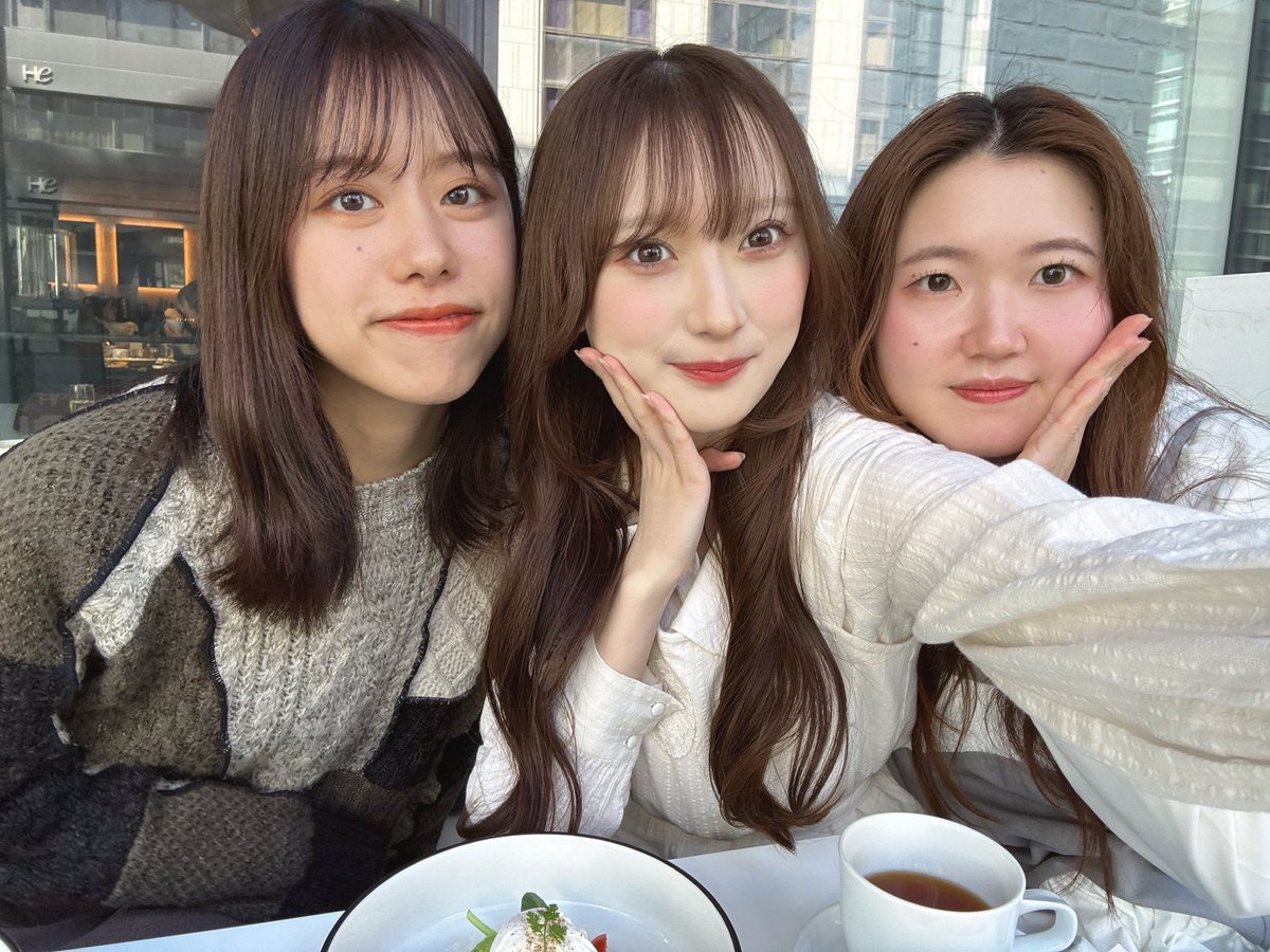 テレビ朝日『脚本のある日常』
ありがとうございました📚

まさか親友とコントをする日が来るとは…❕
マホ、ツバキありがとう߹ ߹♡

TVer・ABEMAにて見逃し配信もあります📺✨
是非ご覧ください✨
@kyakuhonnichijo 
#脚本のある日常 #バラバラマンスリー #テレビ朝日 
#ChuuCute #ちゅきゅ #吉田野乃 https://t.co/hgFQd82LB0