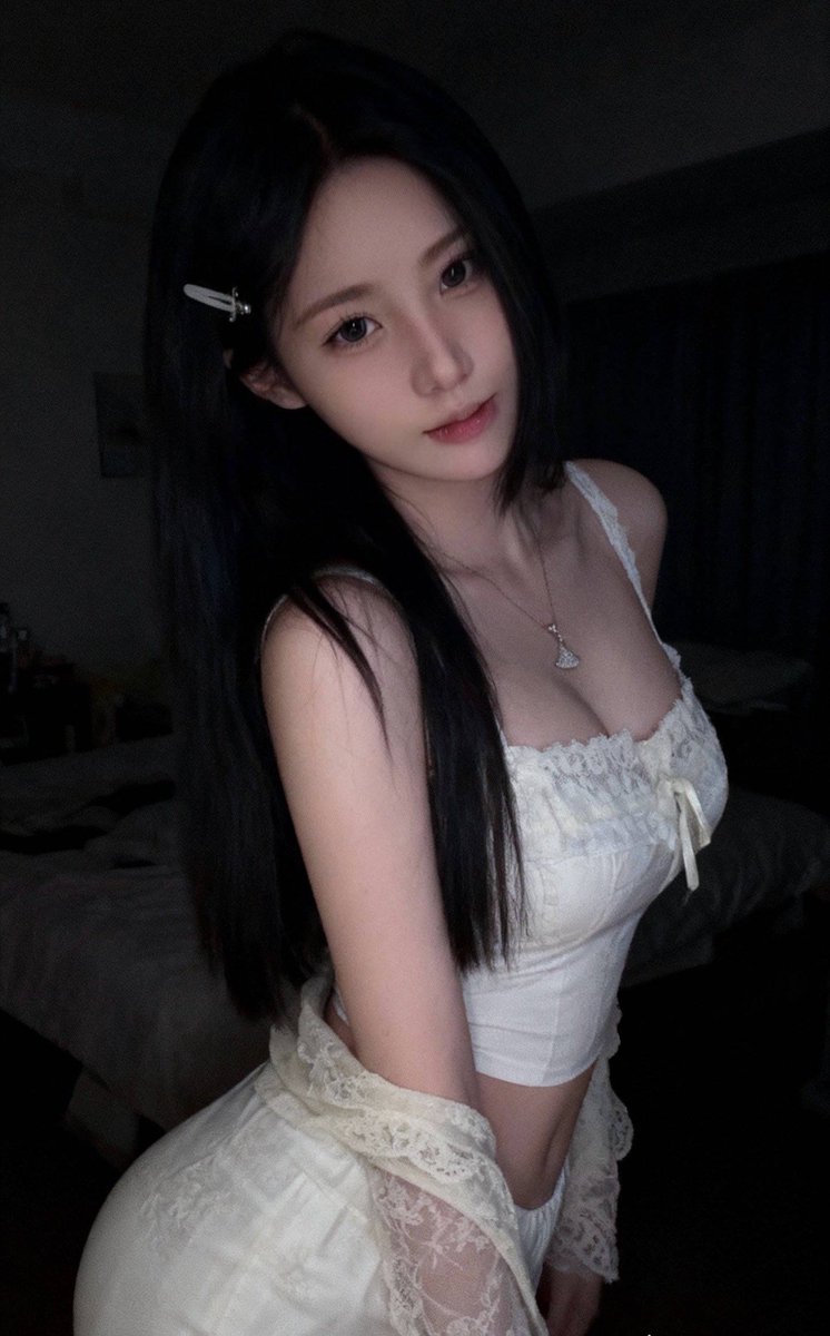 🌍深圳冷白皮音乐艺术生🦜w
 清纯白幼瘦 纯欲  好评 小包上恩
05年—168D—42kg

🐧：3830845091

 ✈️:   https://t.co/OQ3ZBJHUxr

✈️ https://t.co/3jhKEl9oEw https://t.co/ZM1Pp07dRT