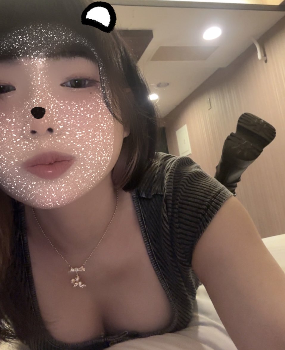 沒那麼大😬 https://t.co/GSACI5mgIp