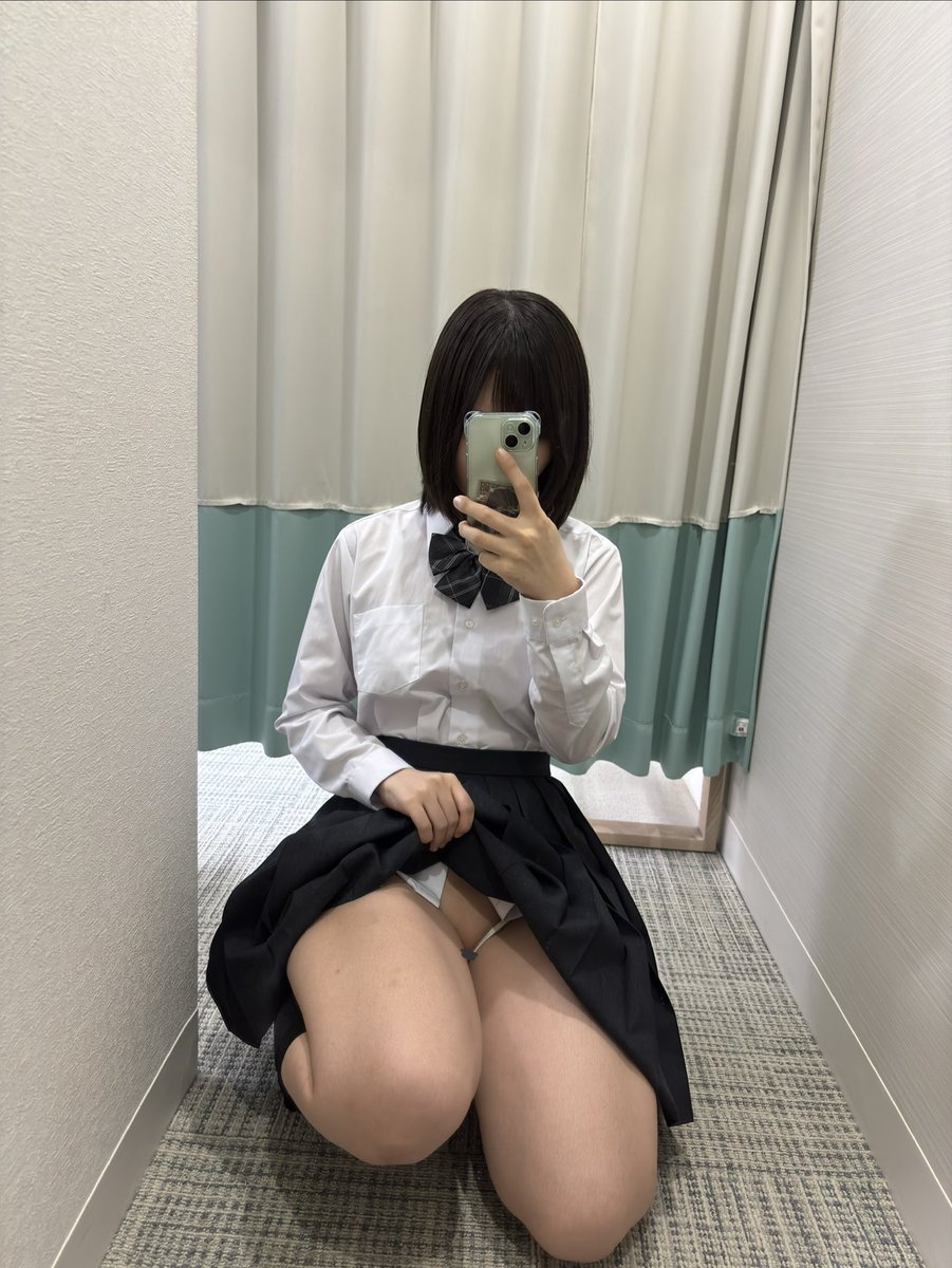 Gスタ個撮でした😊雨の中お越しくださりありがとうございました☂️
制服着崩し良いですね😆 https://t.co/iI2lnF6kjH