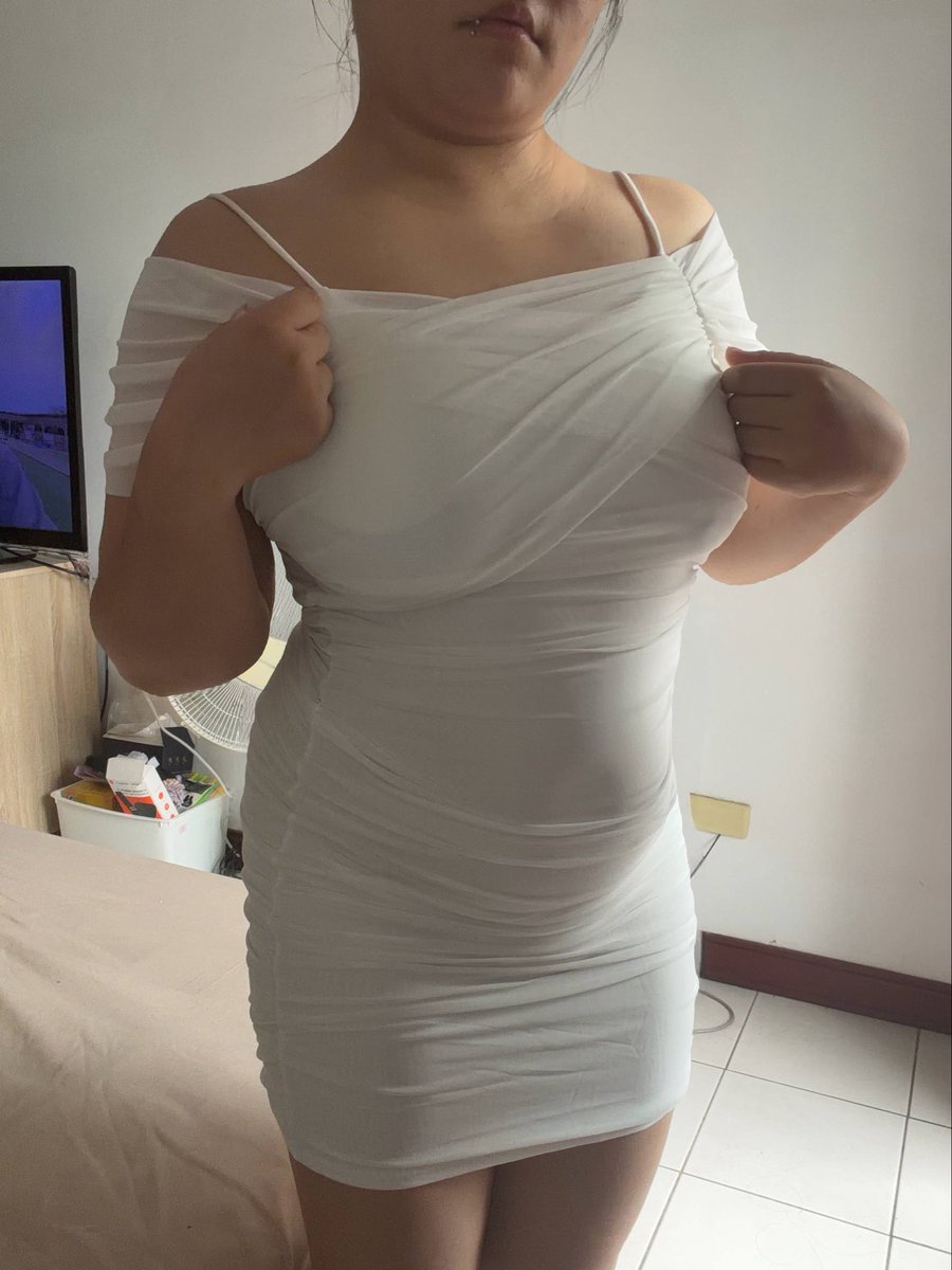 不知道伴郎帥不帥 帥的話我會濕
留言挑一個 穿這樣跟你約會 https://t.co/ZbTFKLZUWO