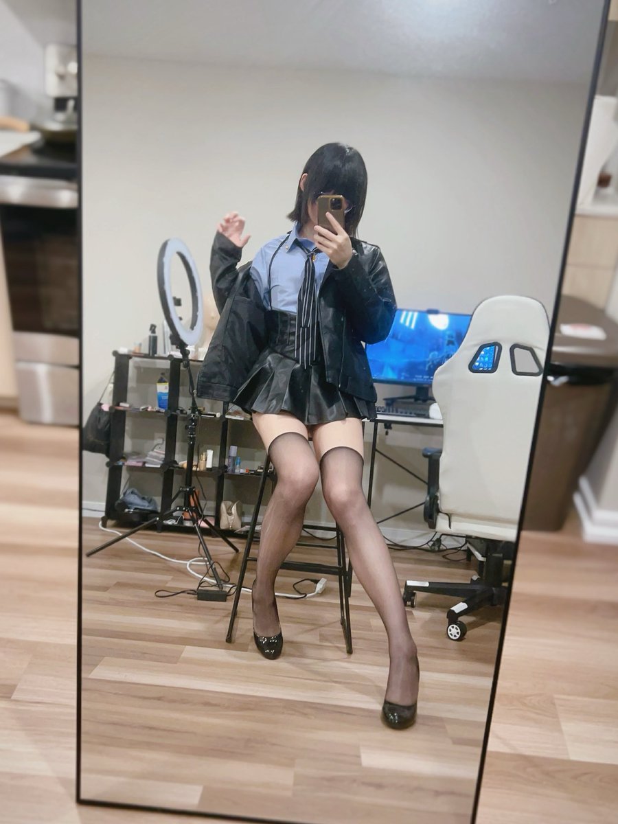 这个周中翘一天班装女人是真爽 https://t.co/n7PO3hv1Nx