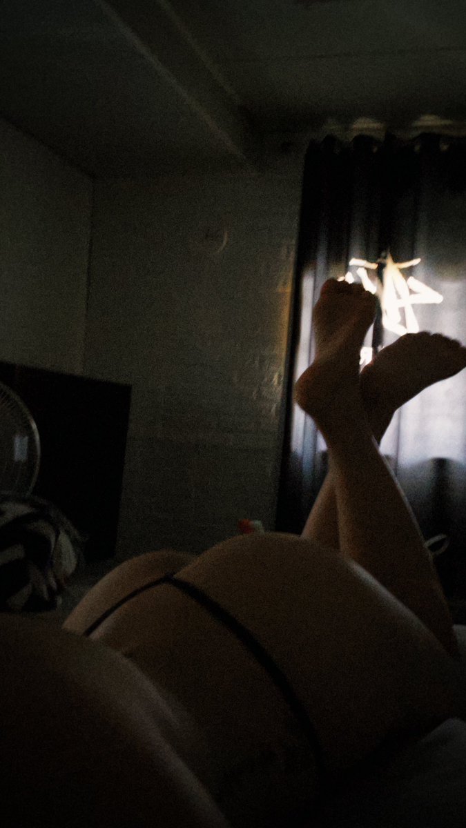 最近有氧超標

每隔一段時間都要檢測屁股有沒有消下去🤡 https://t.co/A7TAilQGVv