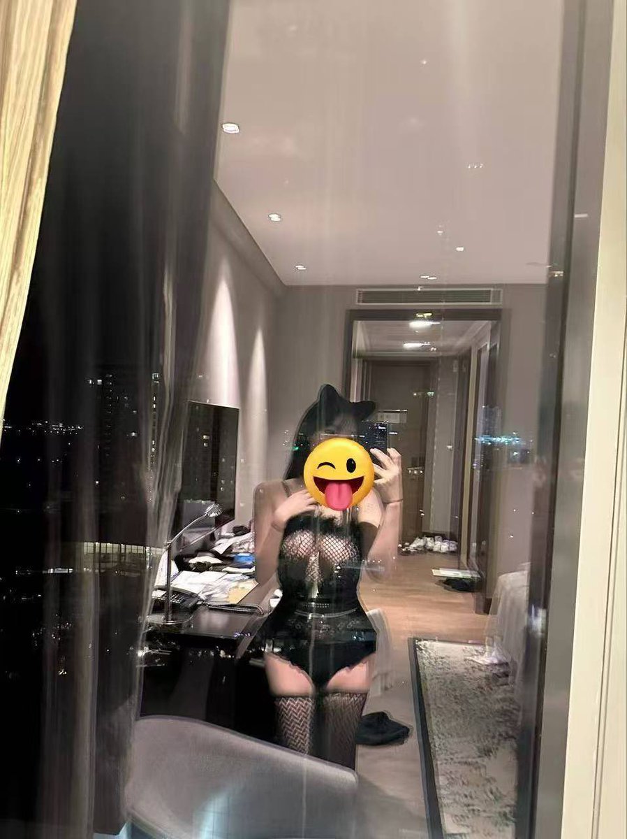 #广州

新人211在校（防伪标识:胸上粉痣）
163F  86斤  22岁 
🐻胸围:34F 
🌸腰围:60cm
🌹臀围:98cm
小小只 完美腰臀比 比例恰到好处
期待与你美丽邂逅”❤！！

https://t.co/T7KFj5Mwe6 https://t.co/czamDozkFa