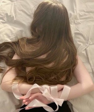 小红书违规发不出了……

刚刚内🐍第一视角，❤️真发🤓 https://t.co/ol2imS2UEg