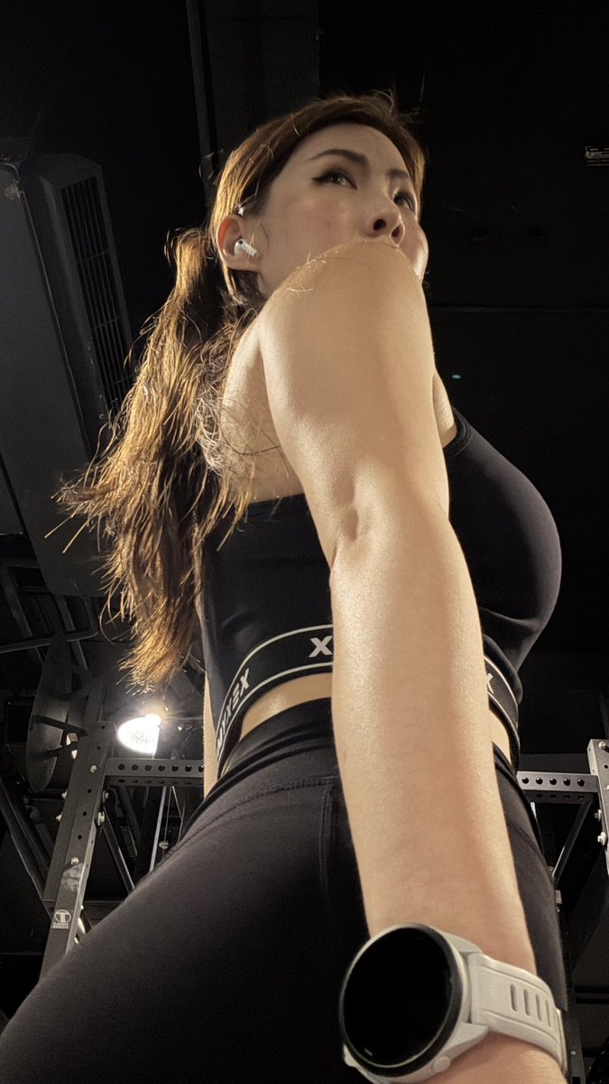 連假還是要喘呼呼🦦 https://t.co/sfsiaNuZYU