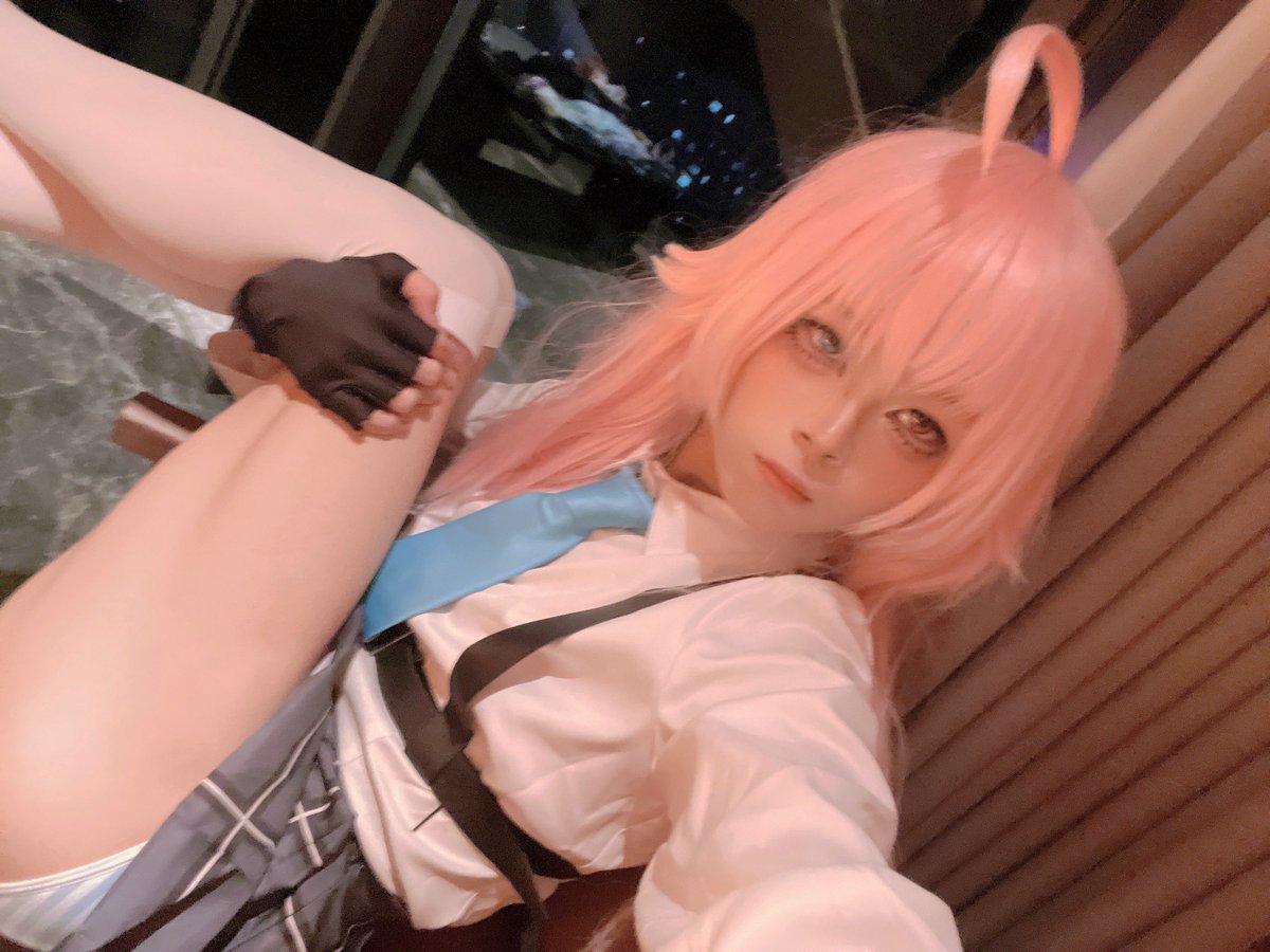 强而有力的大腿 https://t.co/RR5NIfgEbk