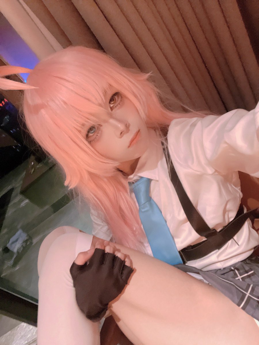 强而有力的大腿 https://t.co/RR5NIfgEbk