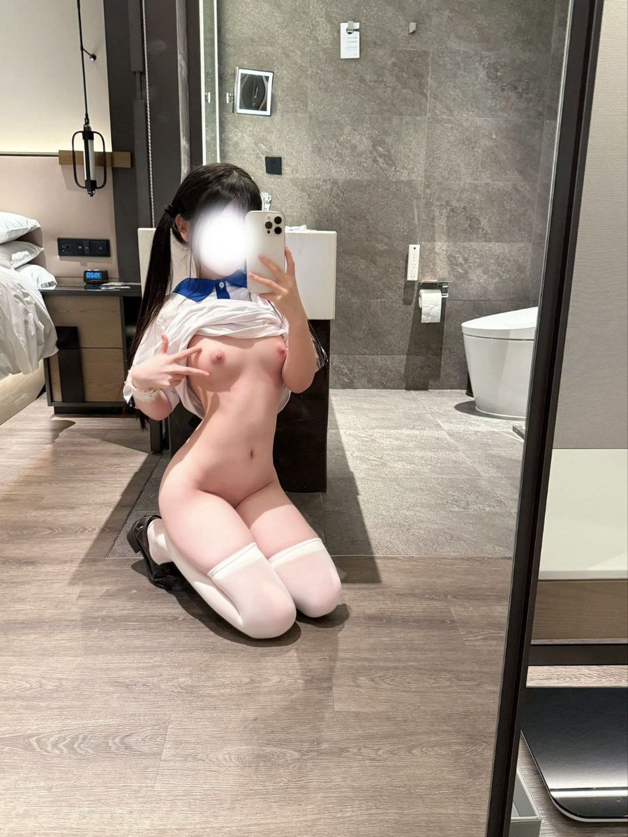 ⭐苏州   08  cos   
🉑sf    颜🐍    cos📸   sm  户外
自带m属性 肤白蜜桃臀 反差萝莉 超高颜值  腰细屁股翘  脚好看  体贴听话 https://t.co/tFQqqnT6Jn