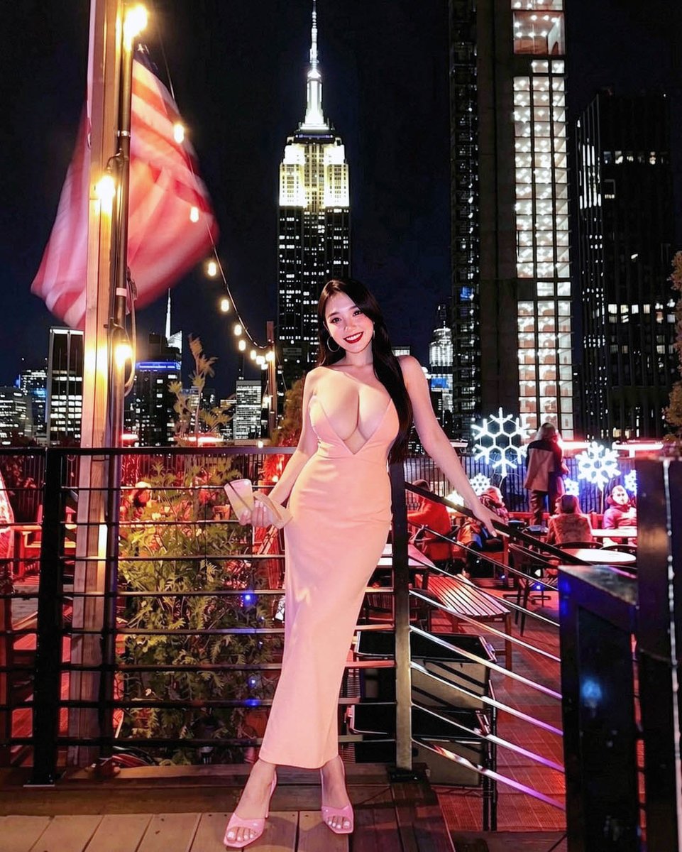 哈囉~~紐約🤗 https://t.co/QEGbrSoMtU