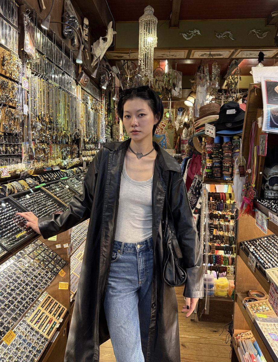 not your typical Asian girl. https://t.co/poXn8iuCrK