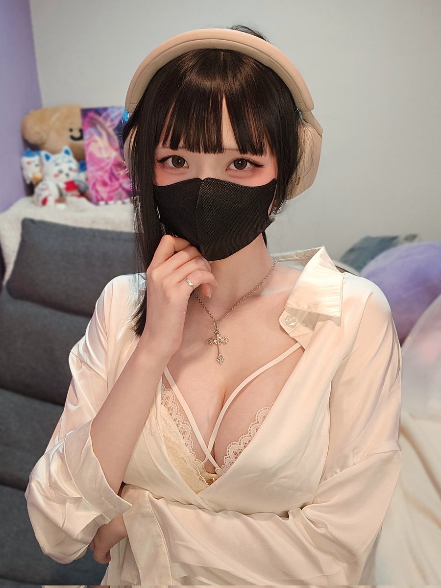 (⸝⸝⸝- ᴗ -⸝⸝⸝ ) https://t.co/6kgvHrA3br