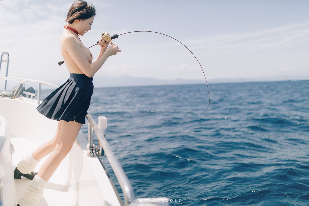 有推特上的海钓爱好者么
日本东京横滨两地征集一同出海的钓友
图中钓友：@YinariTamako1 

2026.04.28
Yokohama https://t.co/WIeklAZEGm