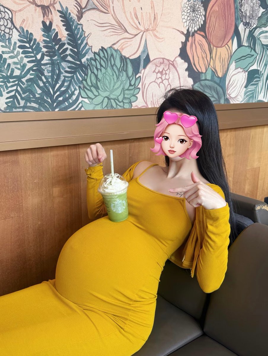 大着肚子还敢穿这么紧？ 就是想让你们看我这圆润又性感的曲线呀～ 摸得到吗？ https://t.co/Nee2seemCC