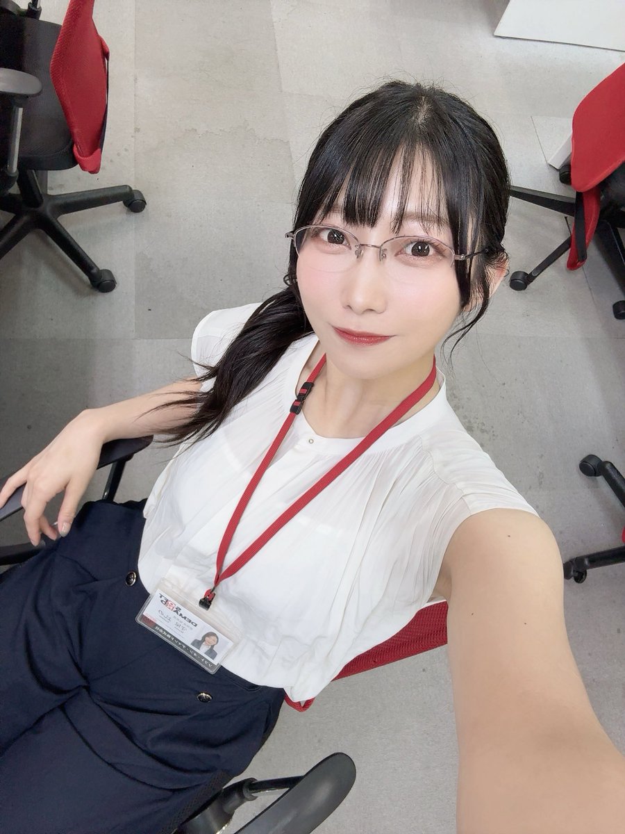 今日の大雨で少し濡れてしまいました。
もしよろしければぬくもりを分けていただけますか？ https://t.co/elIznjGGYr