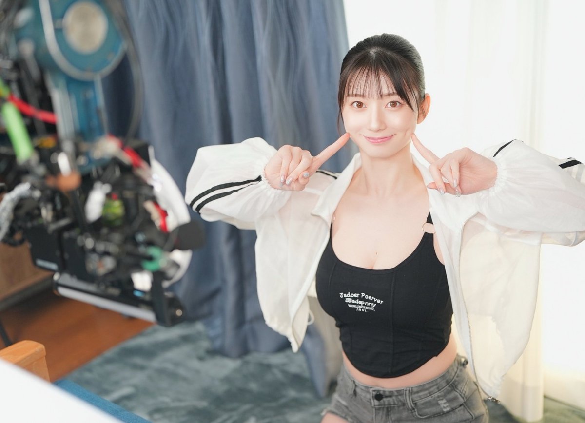 おはよう☀️

今日もお仕事がんばっちゃおっ！
元気にいってきますっ😉💙 https://t.co/RZm37Swez5