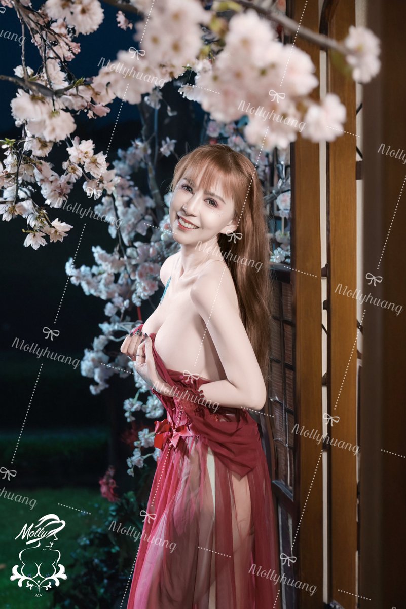 瘦了很多，
當然要拍，
美美的寫真，
紀錄一下🥰

#轉推愛心留言加追蹤❤️
#無碼影片照片都在Fansone😍 
#感覺派戀愛感人妻💋 https://t.co/AbBUeP35ho