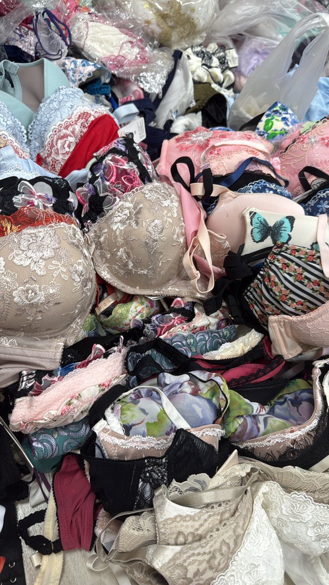 #清倉
十件內衣送十件內褲1500 #原味

不要原味 減一百款

以上20件不要原味🪿🉑貨付 https://t.co/eokCAu3tlM