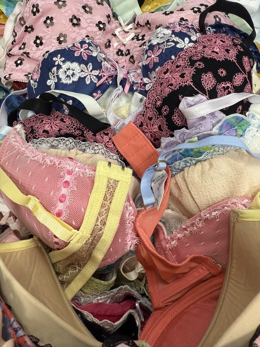 #清倉
十件內衣送十件內褲1500 #原味

不要原味 減一百款

以上20件不要原味🪿🉑貨付 https://t.co/eokCAu3tlM