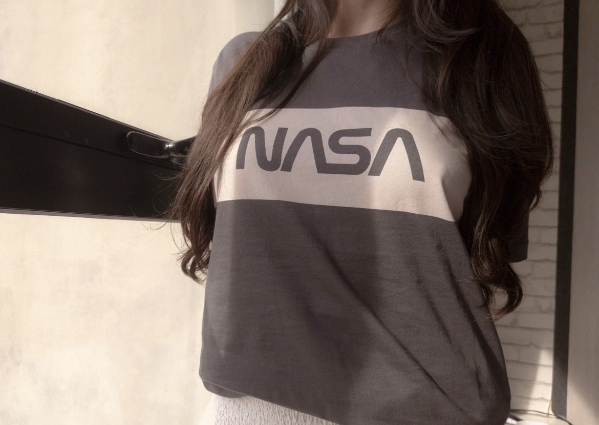 是我胸太小了吗？你们不点赞！

@hongxiutian
@kongguyoul
@xiaodaidare
@xiaomidare https://t.co/JWLIL2arM6