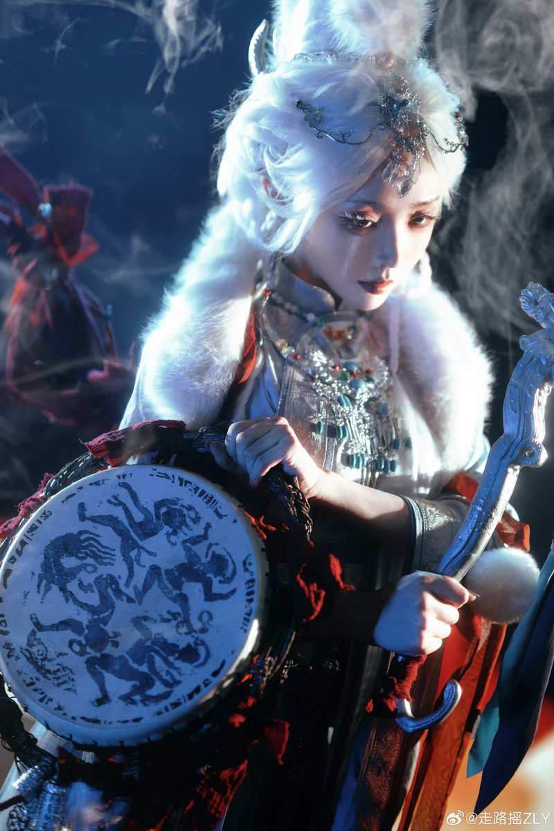 摄影现场抓拍的太牛了吧。 https://t.co/iwbrOpsNtf