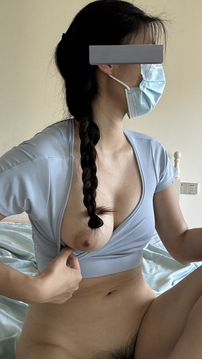 有没有真爱粉过门槛支持？

女大学生的反差日记(105)
@sktwober 
@sktworel
@sktwolris
@sktwobba https://t.co/tVBuNdpHtC