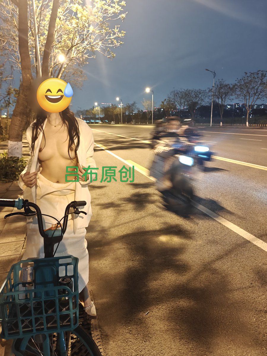 蓝调时刻～ https://t.co/NowG1b5Pzq