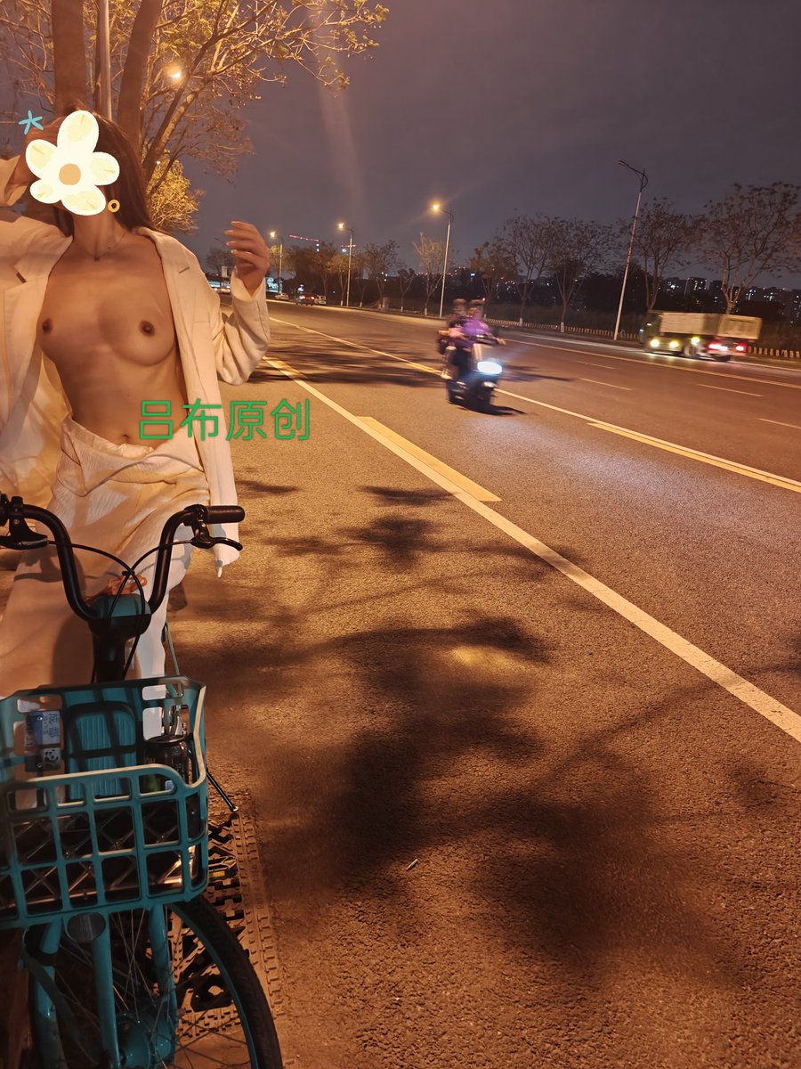 蓝调时刻～ https://t.co/NowG1b5Pzq