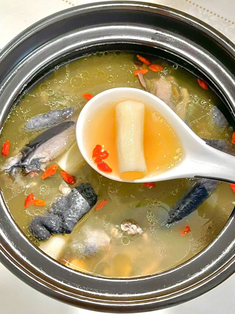 小咪今天的午餐，你们吃了吗 https://t.co/gtypCRQyYv