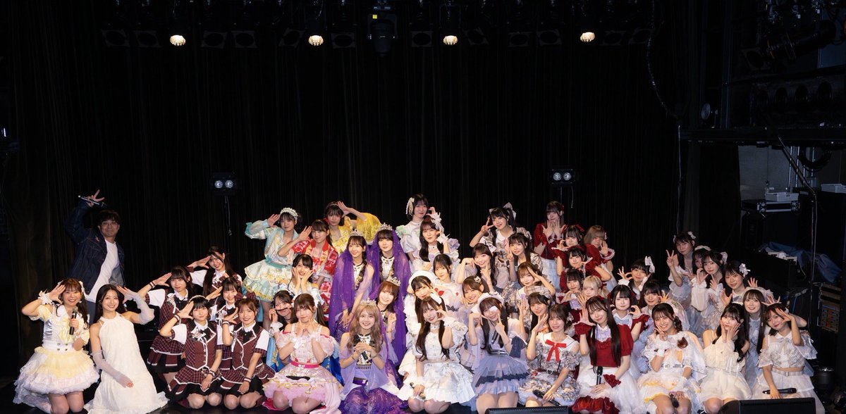 本日　#まりちゅうフェス　vol.2ありがとうございました✨✨
ひまりにお衣装をお借りして、わたしも特別にアイドル復帰させていただきました😭✨泣

このフェスを開催できて、こんなに素敵なアイドルの皆さんに出演していただけて、長澤本当に幸せです！！ご来場いただいた皆さん、本当にありがとうございました😿😿✨