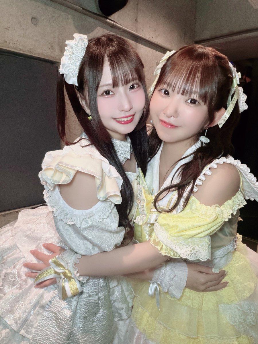 まりちゅうフェスvol.2ありがとうございました💛
オトメルとまりちゅうの制服シンデレラコラボ、めちゃくちゃ盛り上がってくれてちょー楽しかったよー！！黄色も振ってくれてありがとう😳

まりちゅうに私の生誕衣装着てもらいました！かわいー！！！似合ってる🫶🏻
10年ぶりに一緒に歌えて最高だった👸幸せな時間をありがとう💛💛
#まりちゅうフェス #オトメルキュール