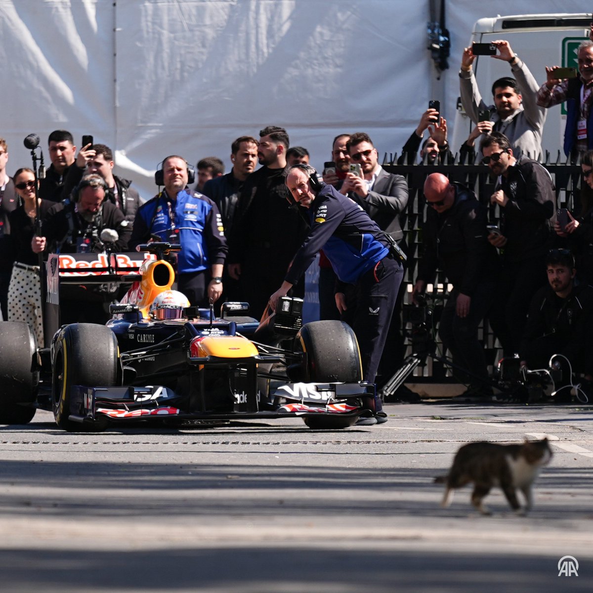 The most Istanbul picture ever https://t.co/mwEHgussh6