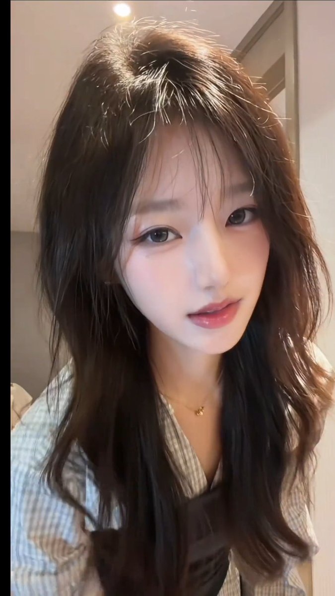 粉笔妹妹刚拍完，可打分不破防。    

真的给看 不信你试试 反正不要 https://t.co/jiwaoXFHaf