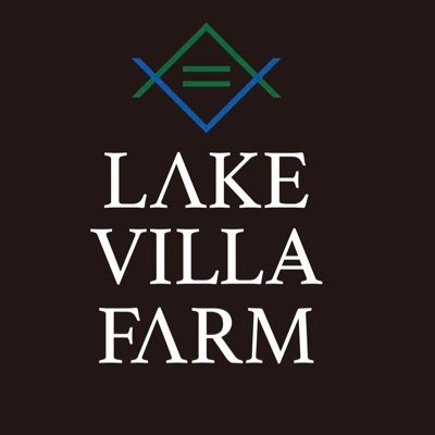 villa_lake