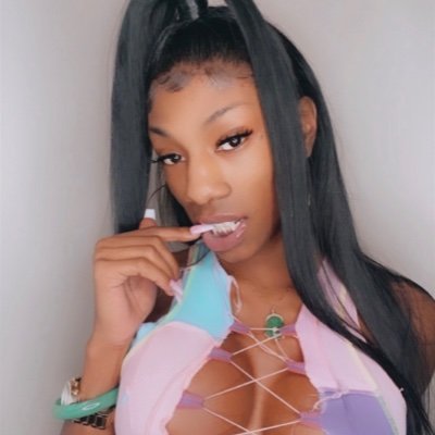 Naomiamour1k
