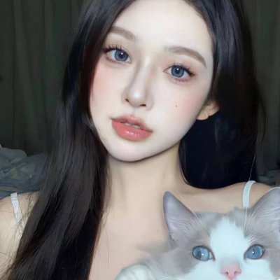 ChristinaM12444