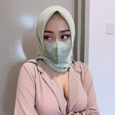 Syalifah (0F IS FREE)
